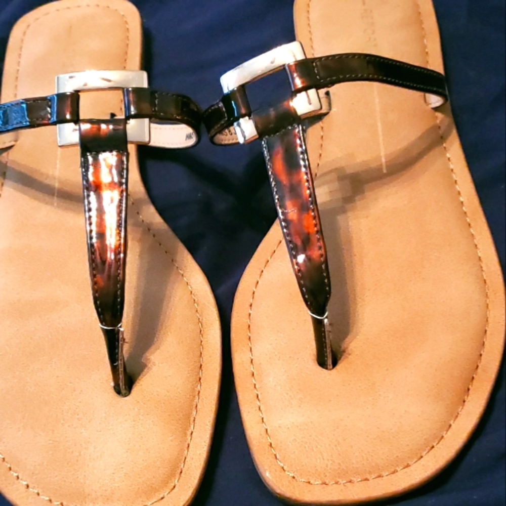 Brand new Report T-Strap Tortoiseshell Sandals